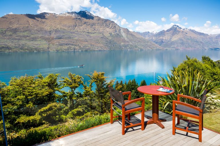 Queens-town South Island In New Zealand