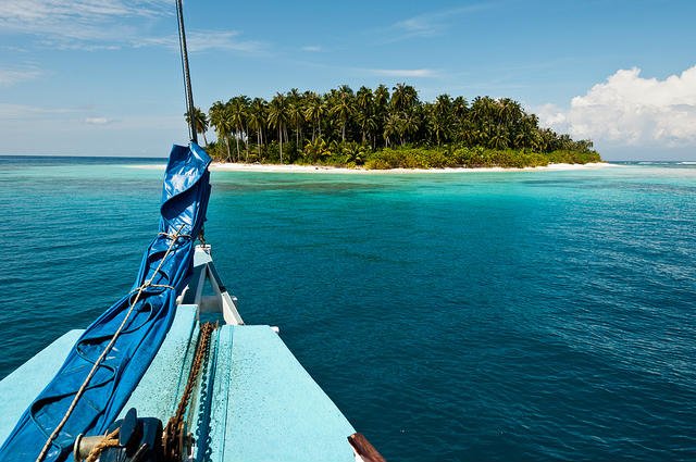 is an excellent place. Indonesians were unaware of the tsunami until the very first huge wave crashed along the shores.